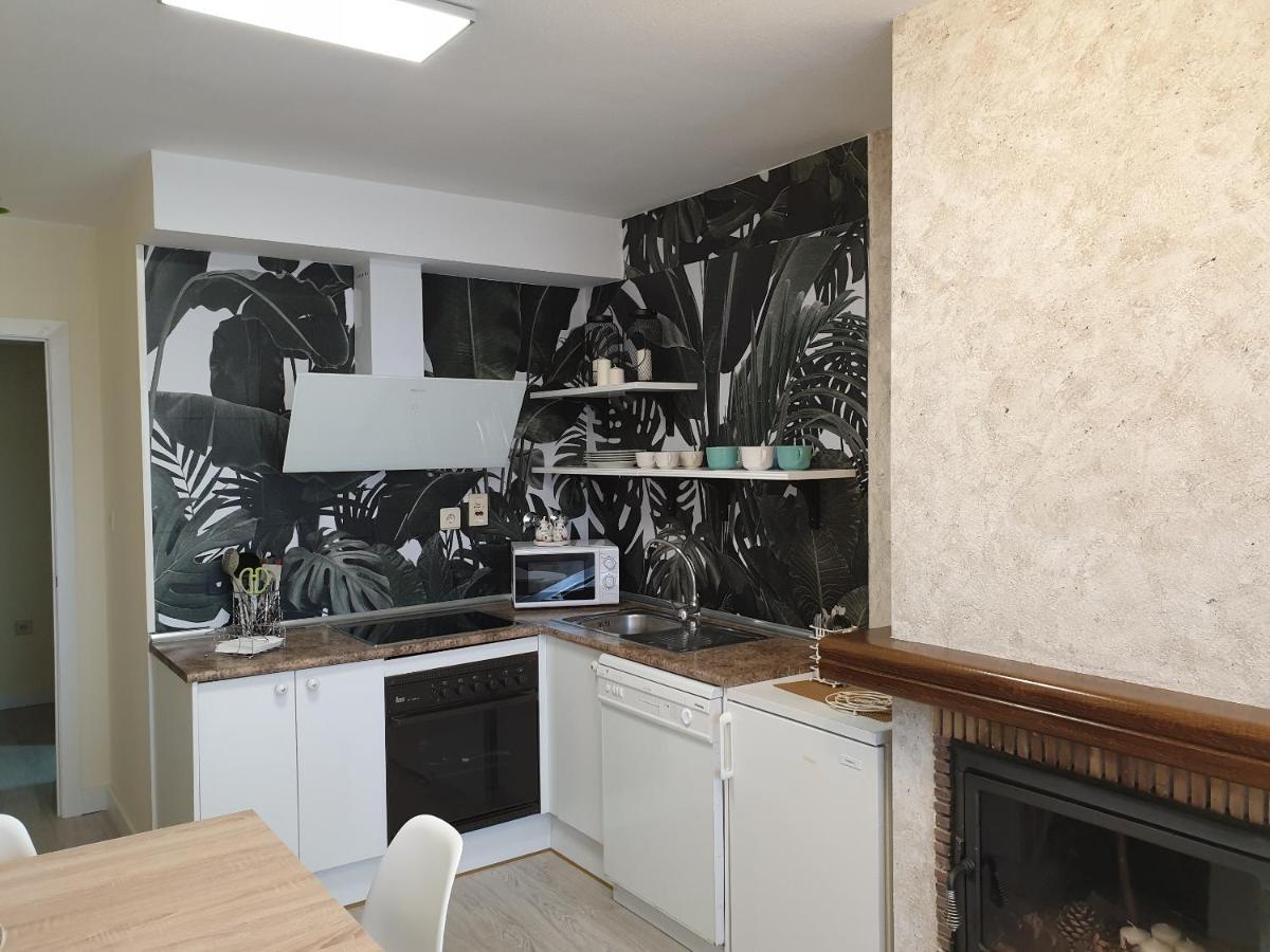 Apartamento Alba Jaca Exterior foto