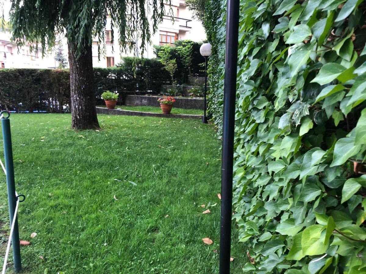 Apartamento Alba Jaca Exterior foto
